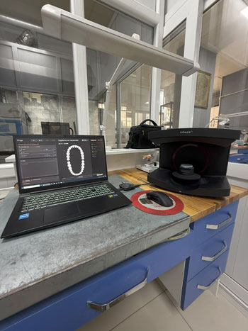 Sea Dent diş protez laboratuvarı üretim alanı