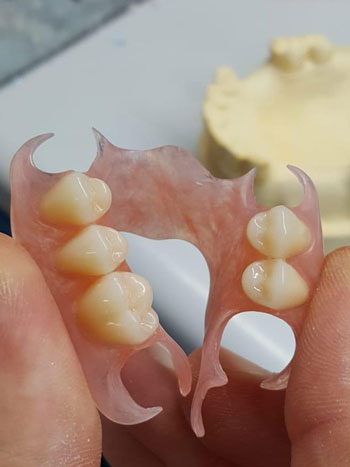 Sea Dent laboratuvarında protez yapımı